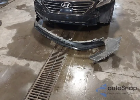 2015 Hyundai Sonata Limited 2.0T from USA, damaged, VIN 5NPE34AB5FH174405